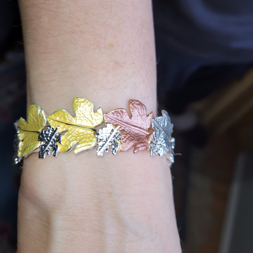Bracelet